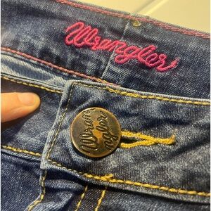 Wrangler premium pink label bootcut jeans. Size 7 / 8. 7/8 Mae ? Euc 32L